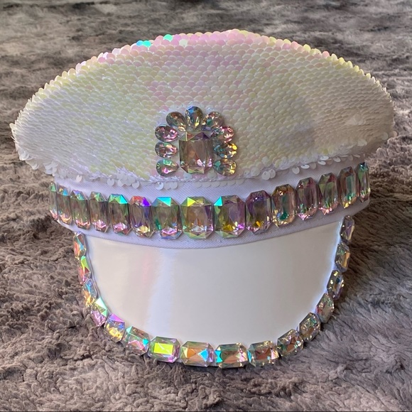 Jeweled Mermaid Captain Hat - Picture 6 of 10